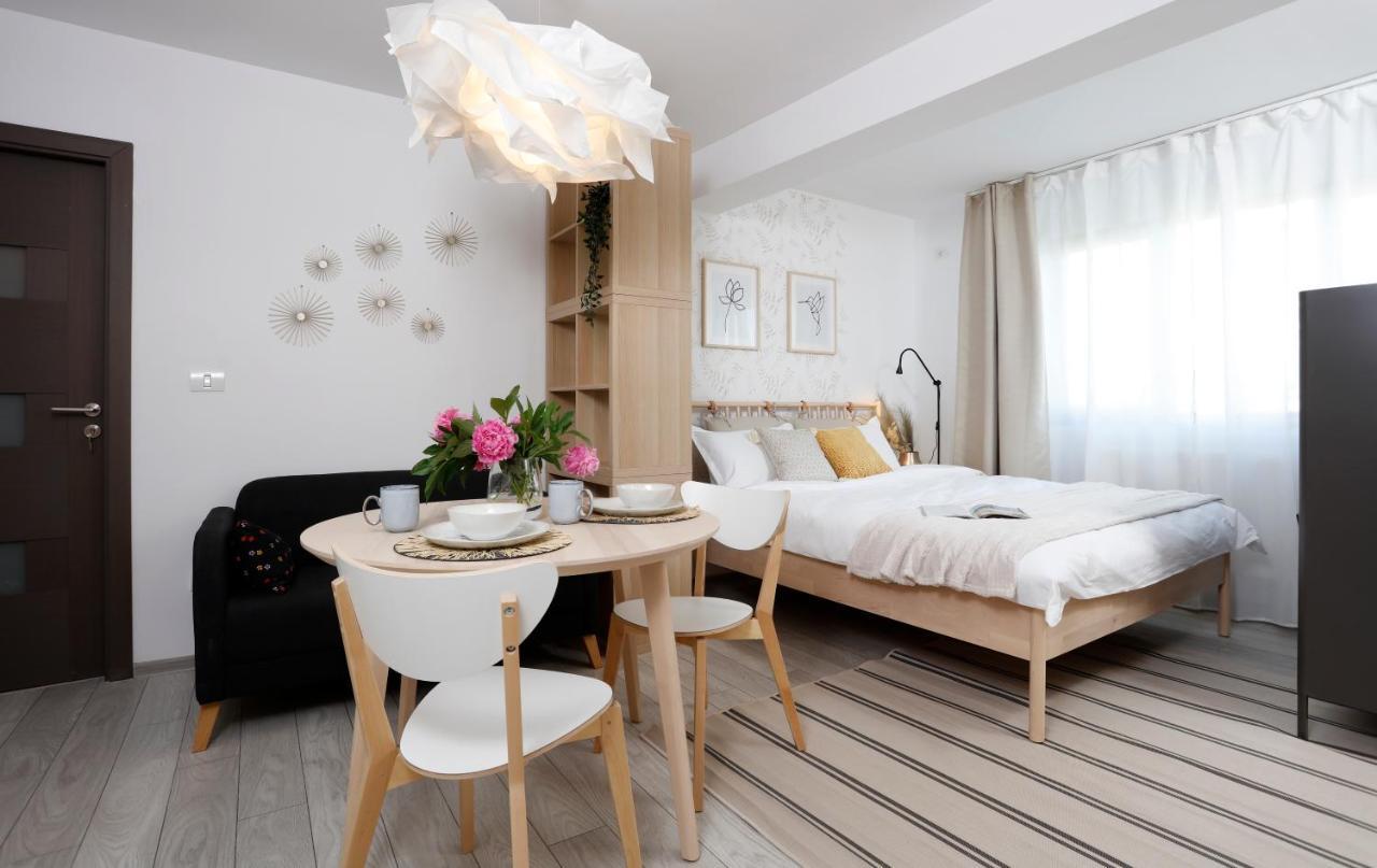 New & Cozy Studio In Ghencea + Netflix Bucharest Luaran gambar