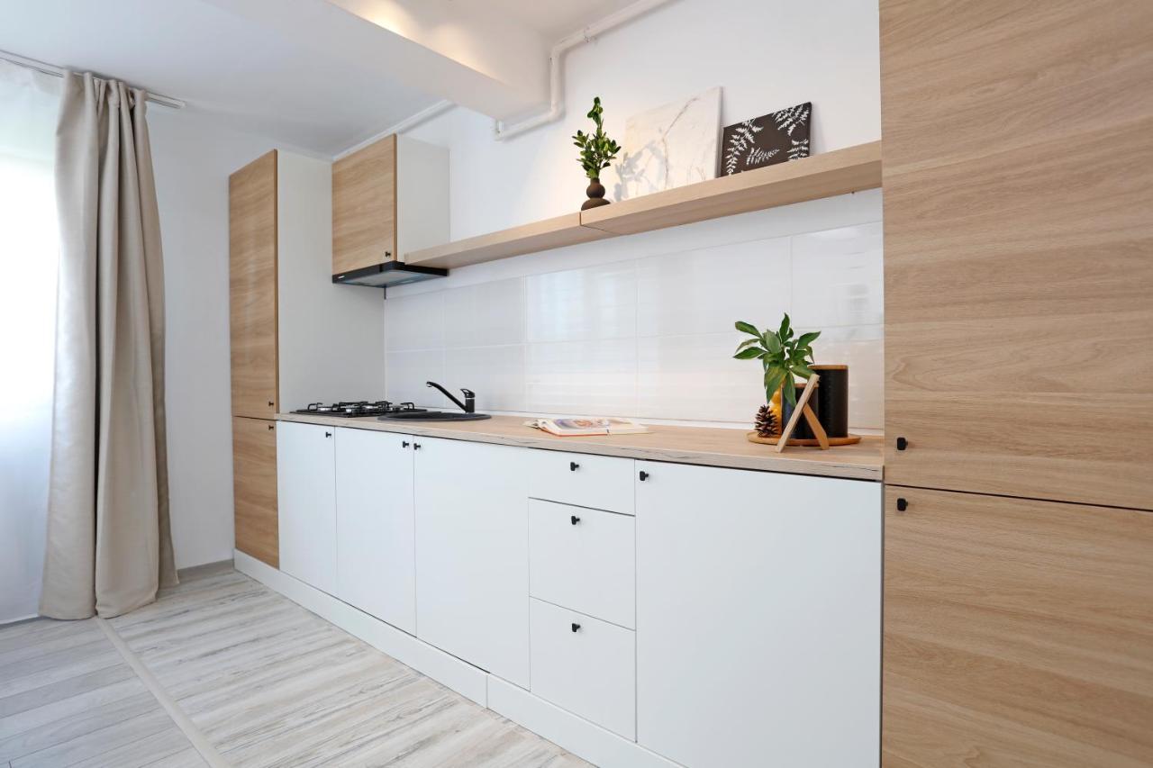 New & Cozy Studio In Ghencea + Netflix Bucharest Luaran gambar