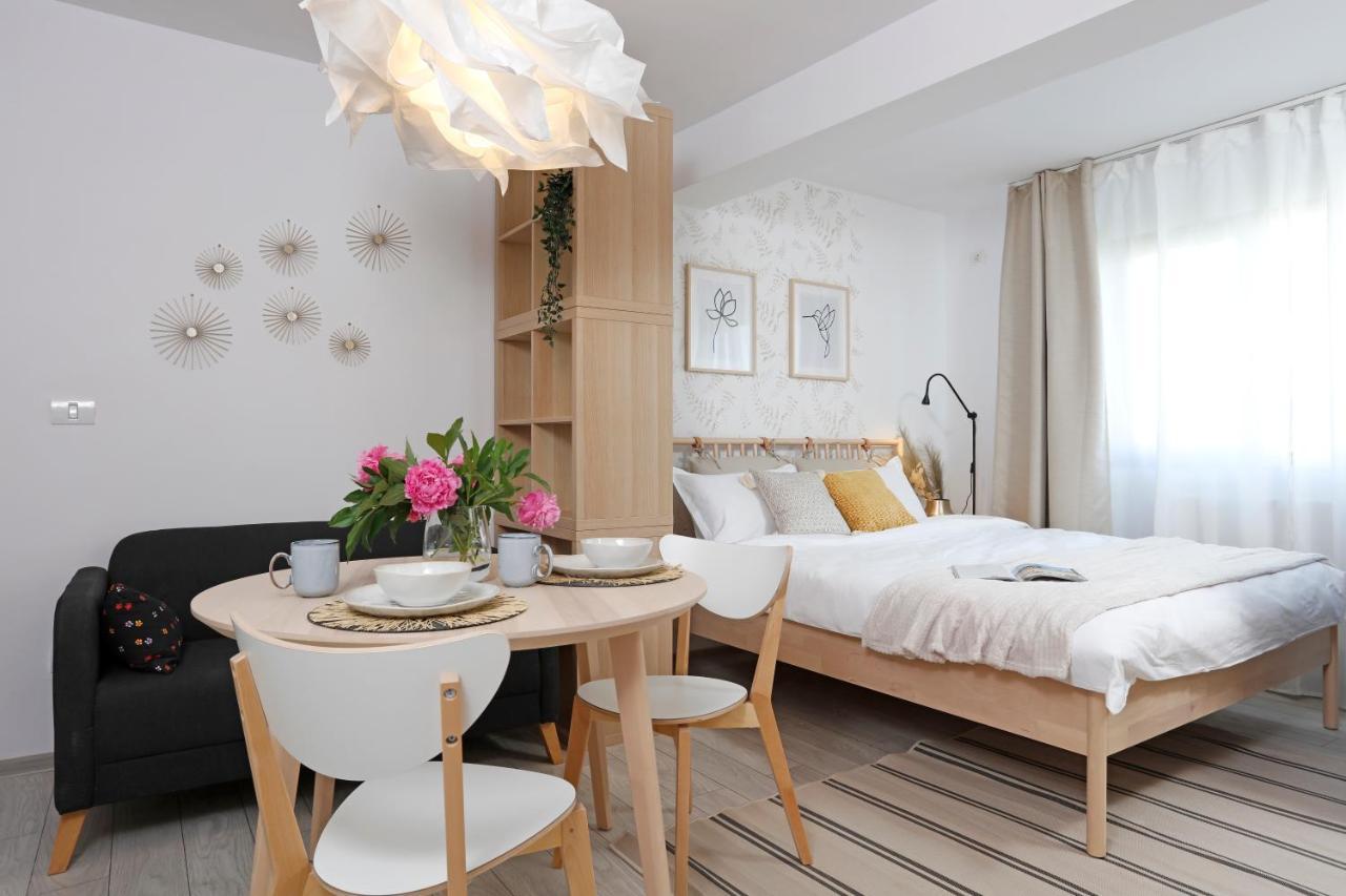 New & Cozy Studio In Ghencea + Netflix Bucharest Luaran gambar
