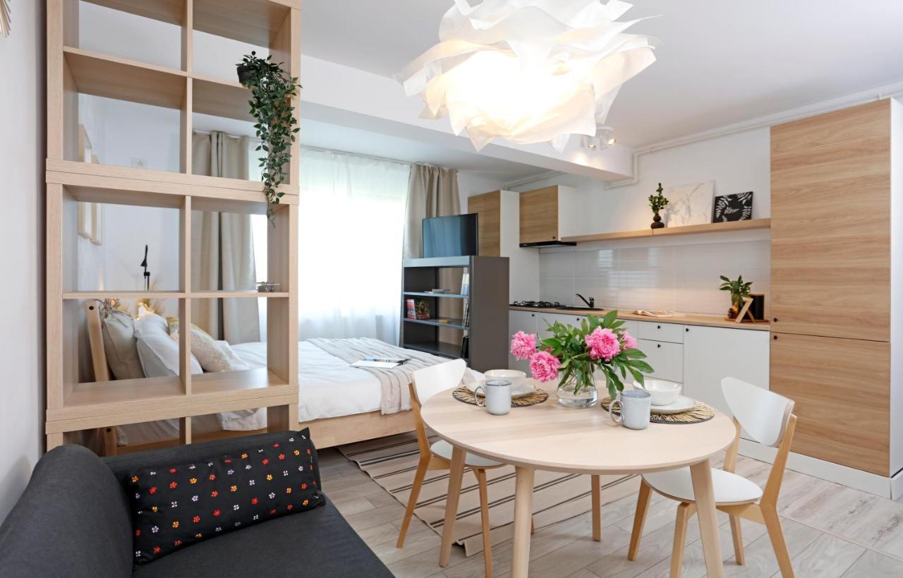 New & Cozy Studio In Ghencea + Netflix Bucharest Luaran gambar