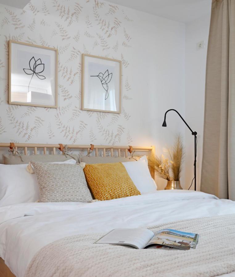 New & Cozy Studio In Ghencea + Netflix Bucharest Luaran gambar