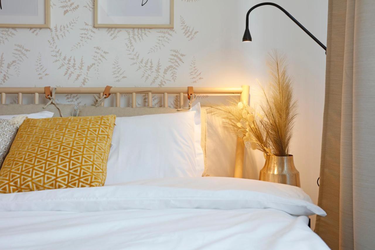 New & Cozy Studio In Ghencea + Netflix Bucharest Luaran gambar