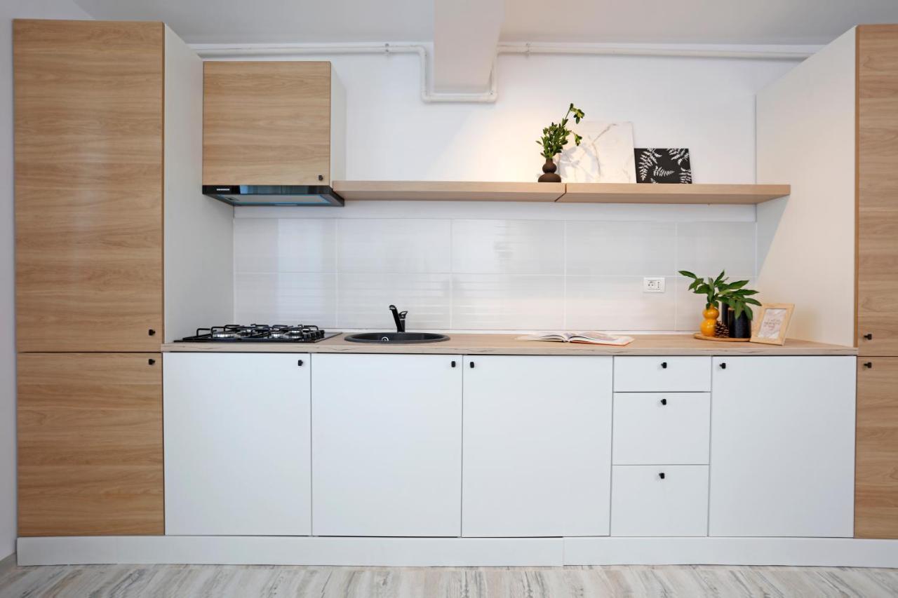 New & Cozy Studio In Ghencea + Netflix Bucharest Luaran gambar