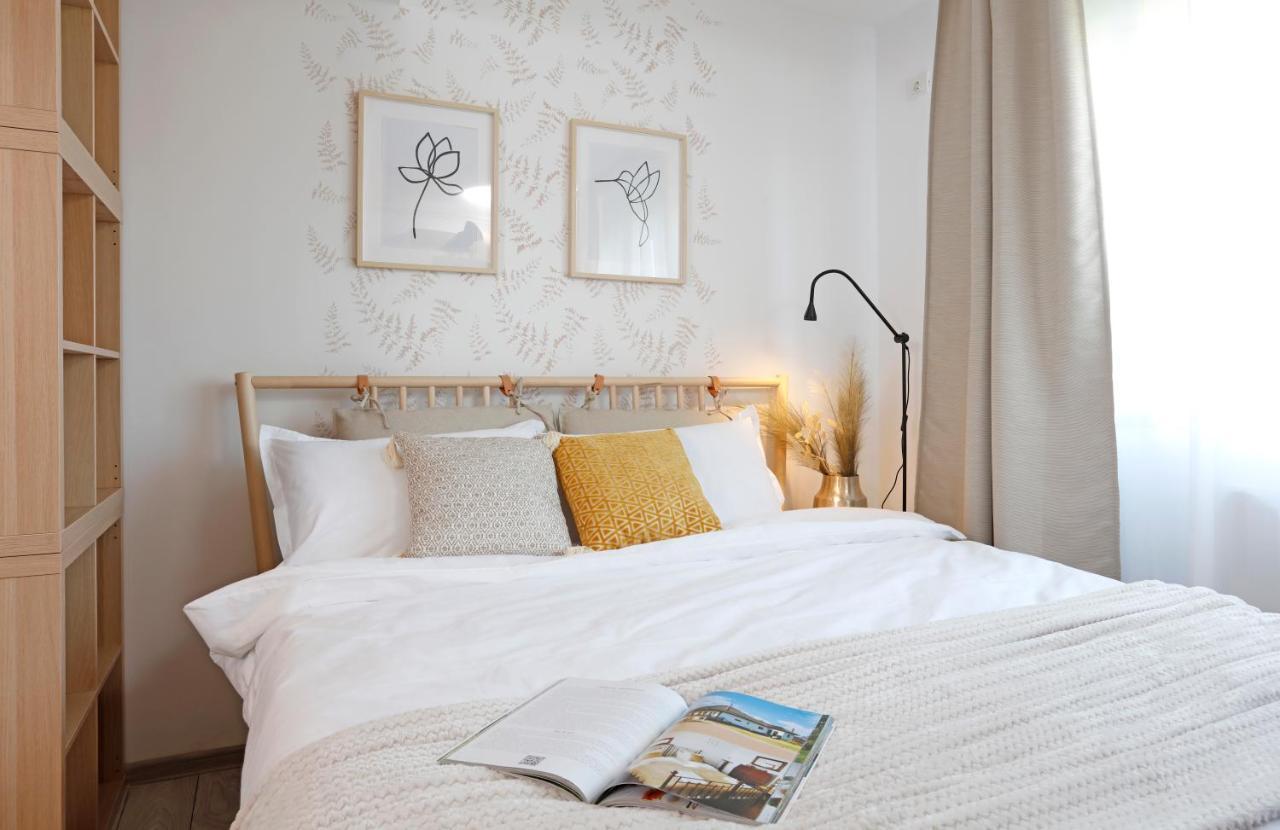 New & Cozy Studio In Ghencea + Netflix Bucharest Luaran gambar